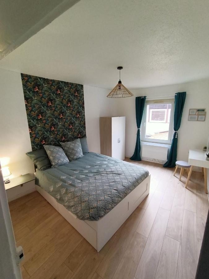 Cosy T2 Lägenhet Montbrison Exteriör bild